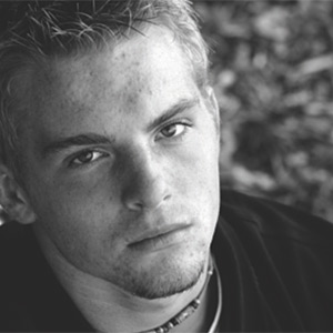 senior portrait sample image